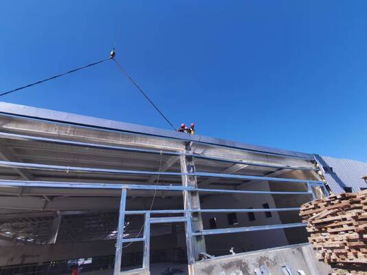 Lightweight High Strength Modular Steel Structure Factory with Flexible Span for Light Industrial Use